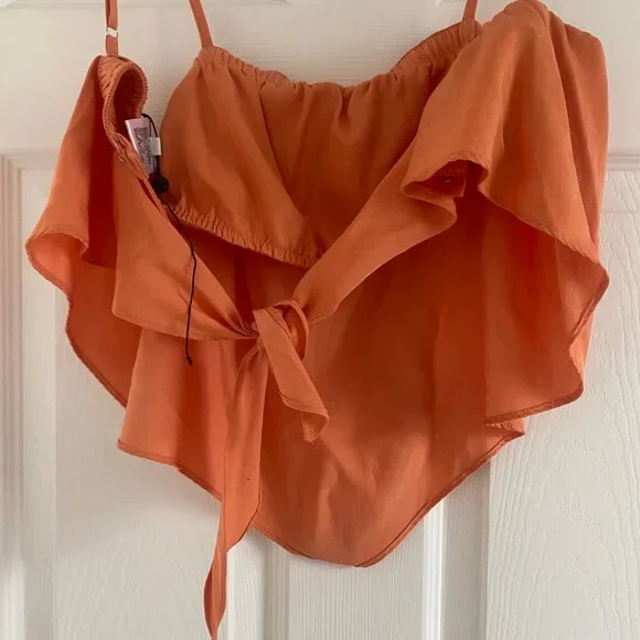 tops - Picture 2 of 2